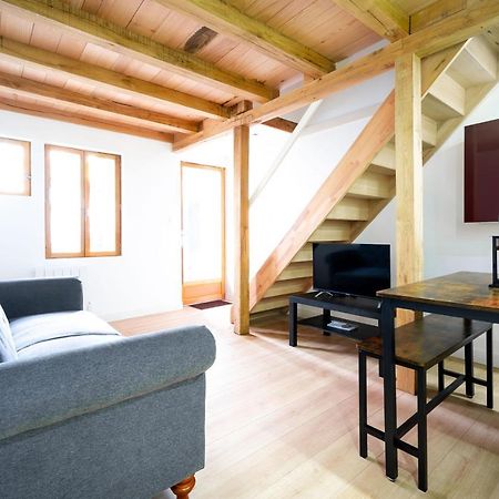 Le Chalet Apartment อองกูแลม ภายนอก รูปภาพ