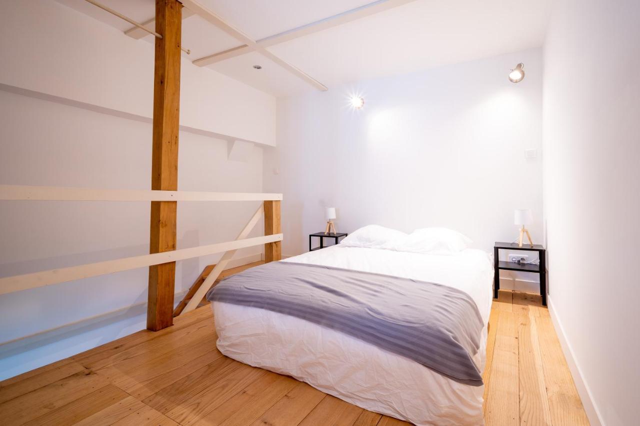 Le Chalet Apartment อองกูแลม ภายนอก รูปภาพ