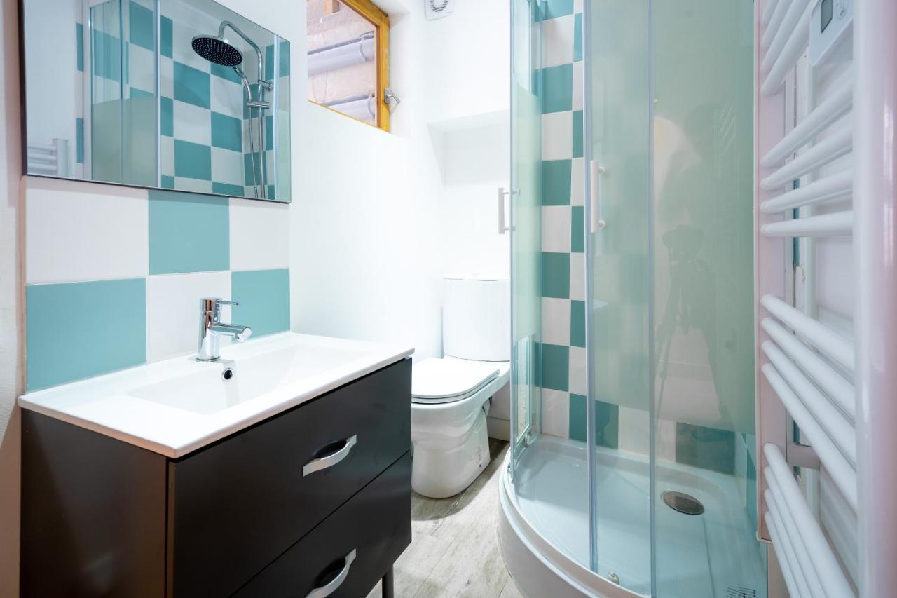 Le Chalet Apartment อองกูแลม ภายนอก รูปภาพ